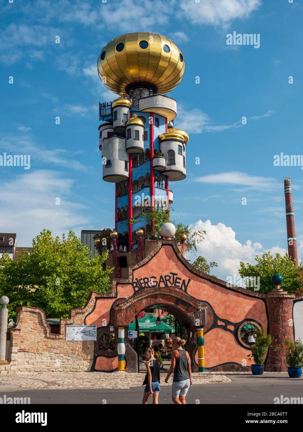 Hundertwasserturm Kuchlbauer, Abensberg, Bayern, Deutschland Stockfoto