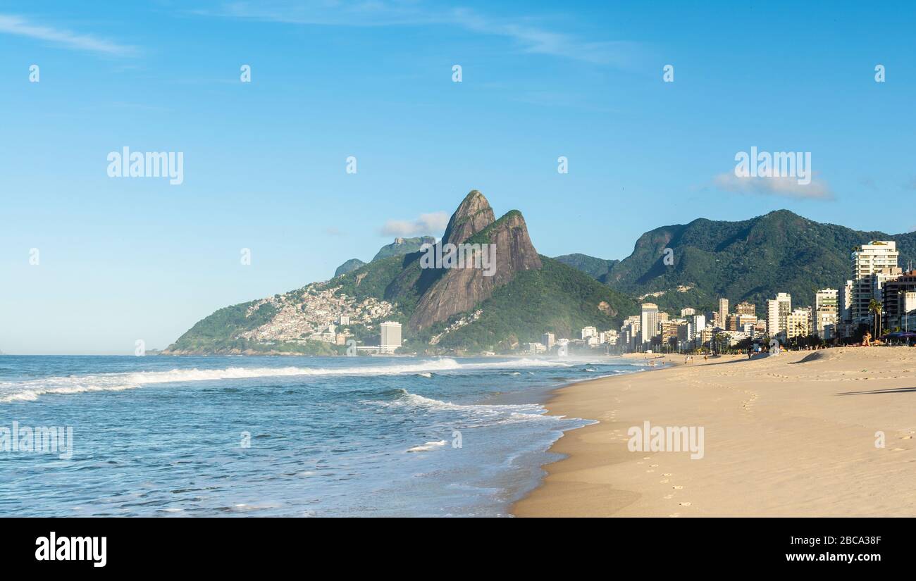 Luftaufnahme des berühmten Ipanema Beach, Rio de Janeiro, Brasilien Stockfoto