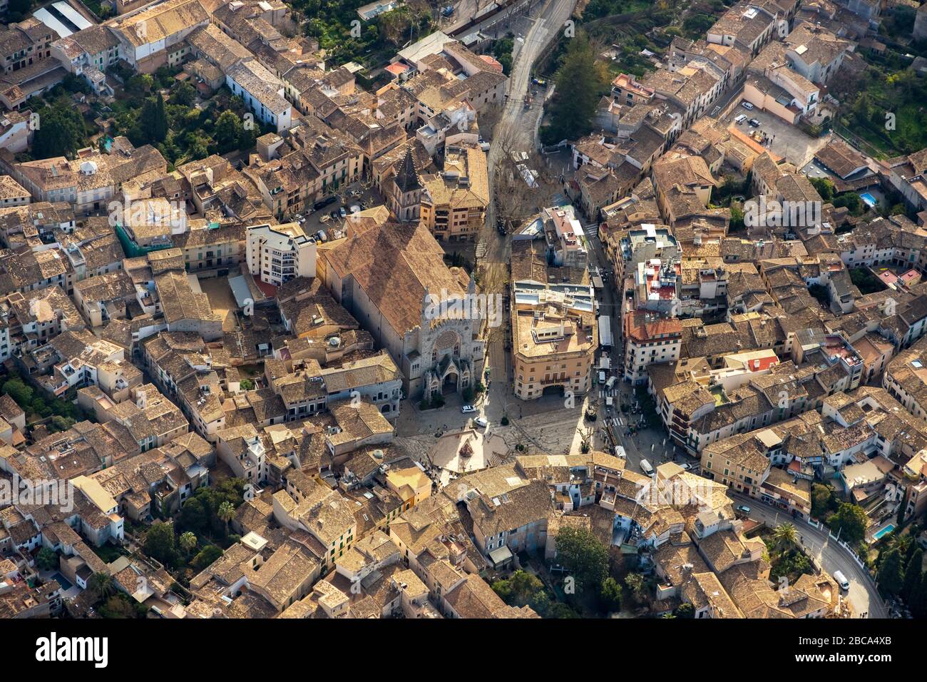 Luftbild, Blick auf die Stadt und Stadtzentrum Sóller, Sóller, Europa, Balearen, Spanien Stockfoto