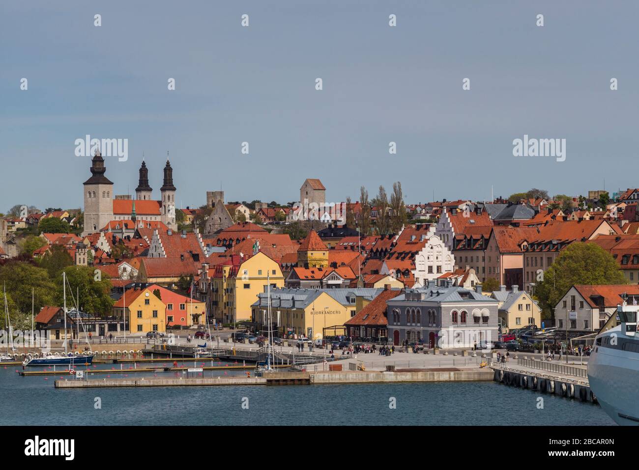 Schweden, Gotland Island, Visby, Skyline der Stadt vom Hafen Stockfoto