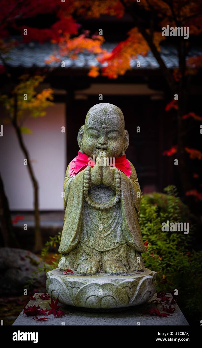 Demütiger Buddha Stockfoto