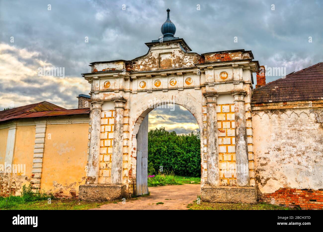 Das Yurijew- oder das St.-Georgs-Kloster in Russland Stockfoto