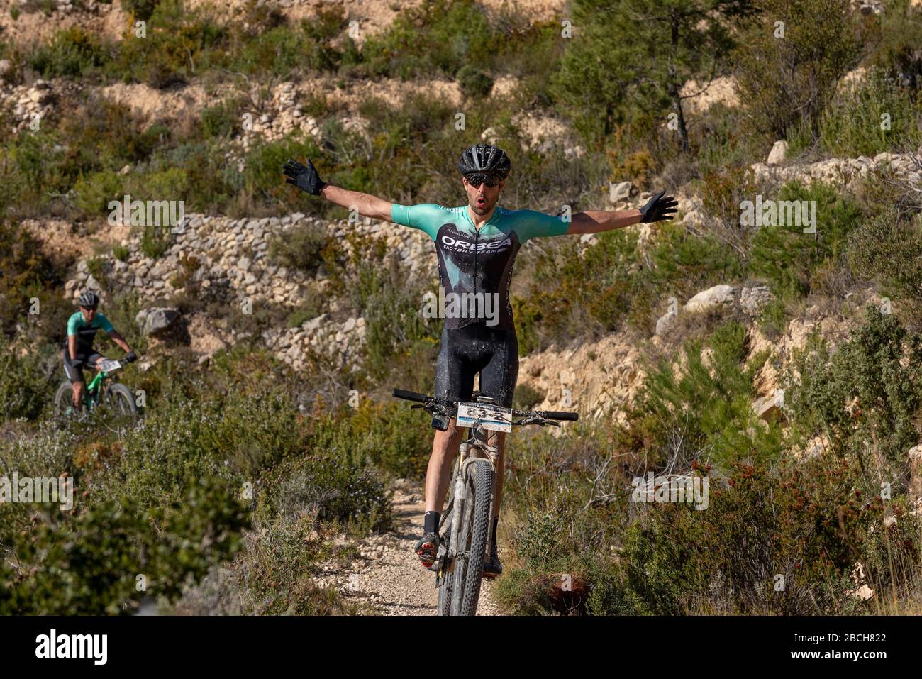 Costa Blanca Bike Race 2020 ist ein dreitägiges Radrennen der Cross-Country-Mountainbikestufe, mehrere Berggebiete der Provinz Alicante. Stockfoto