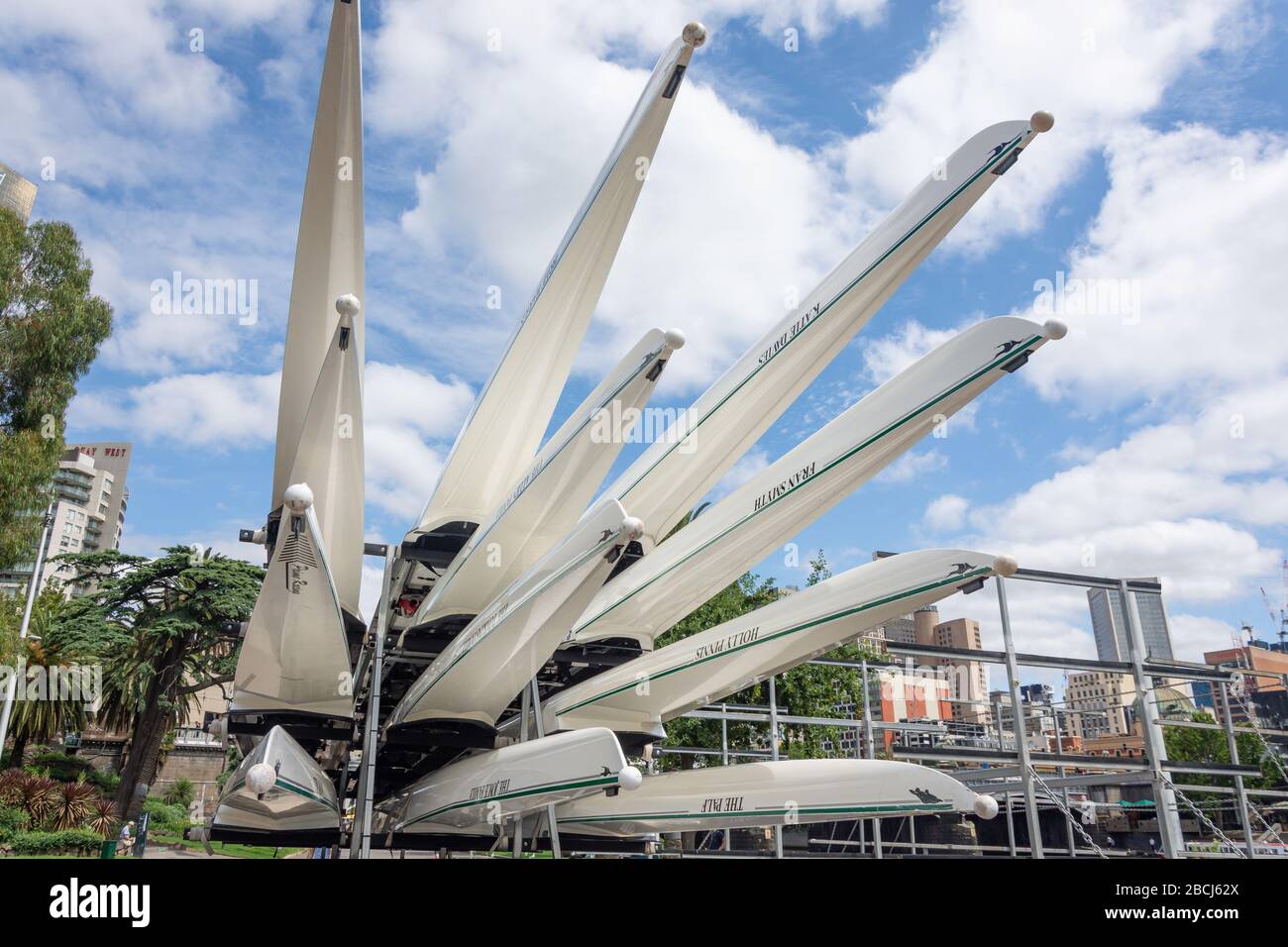 Rennschalen, Richmond Rowing Club, Boathouse Drive, Alexandra Gardens, City Central, Melbourne, Victoria, Australien Stockfoto