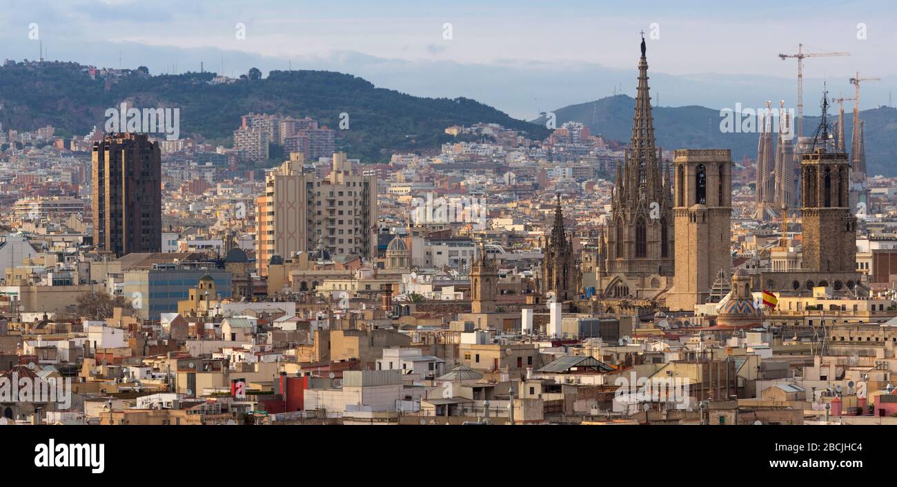 Blick auf das Stadtbild von Barcelona, von Mirador a Colom, Spanien Stockfoto