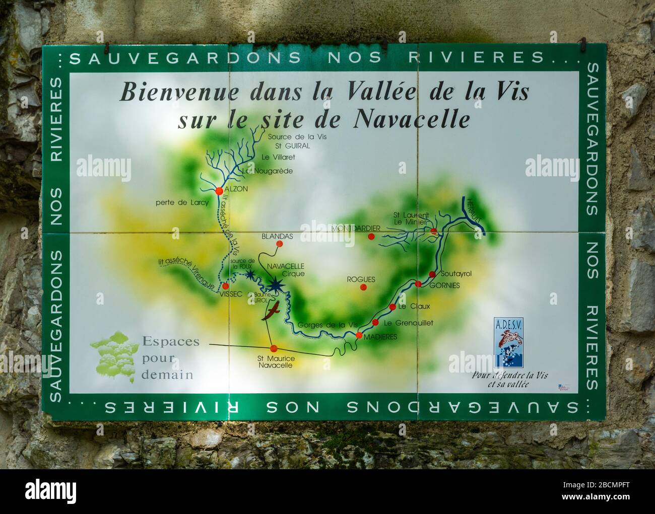 Frankreich, Gard, Cirque de Navacelles, Hameau (Hamlet) de Navacelles, La Vis Flussgebietskarte Stockfoto