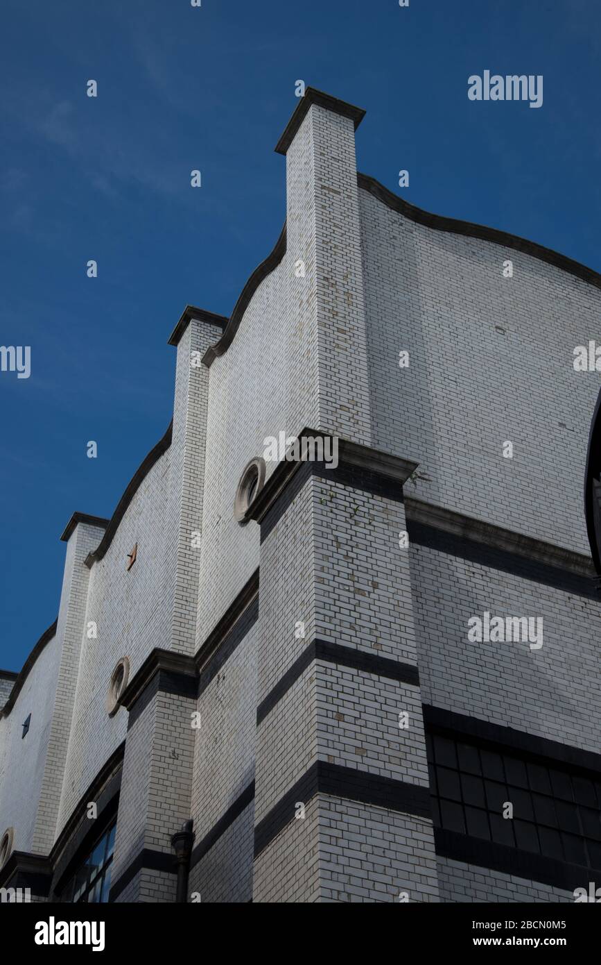 Voysey House, Barley Mow Passage, Chiswick, London, W4 4PN Entworfen von C. F. A. Voysey (Charles Francis Annesley Voysey). Stockfoto