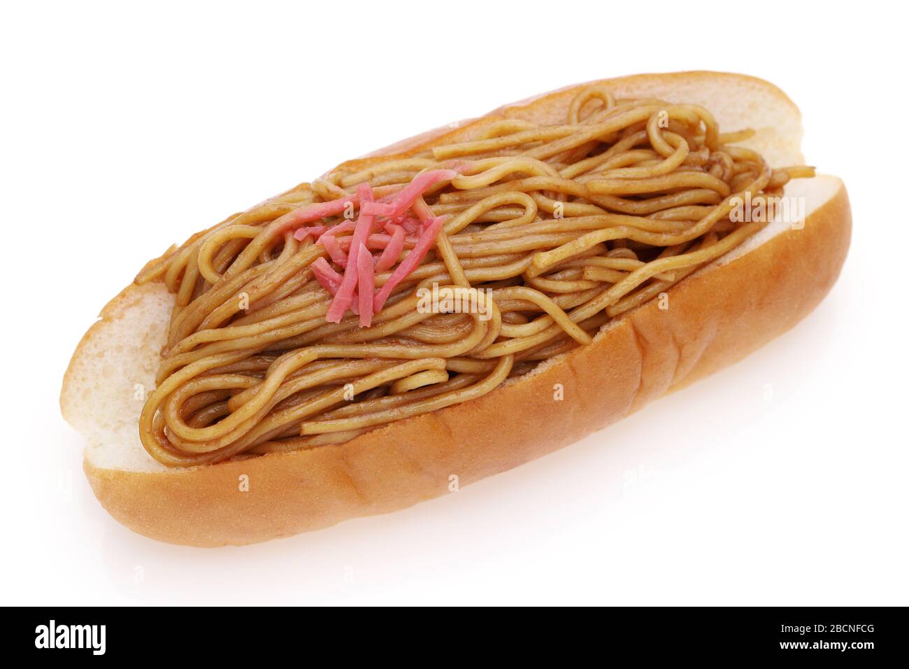 Japanische Küche, Yakisoba-Pfannenbrot auf weißem Hintergrund Stockfoto