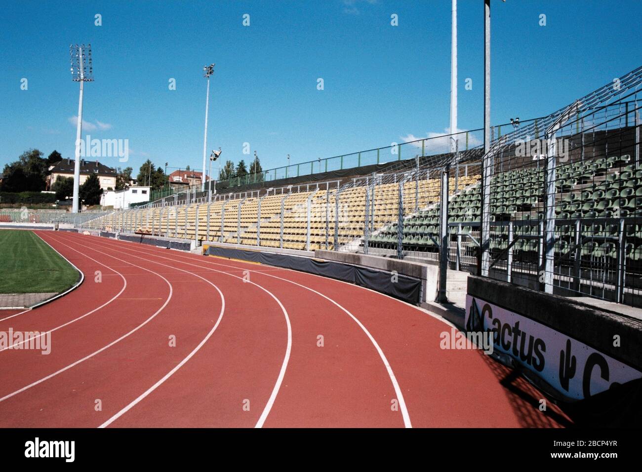 Allgemeiner Blick auf das Stade Josy Barthel Fußball-/Leichtathletikstadion Stockfoto