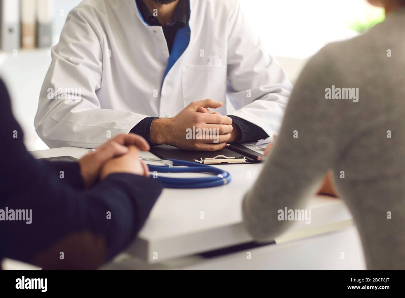 Arzt Patient Verhaeltnis Fotos Und Bildmaterial In Hoher Auflösung