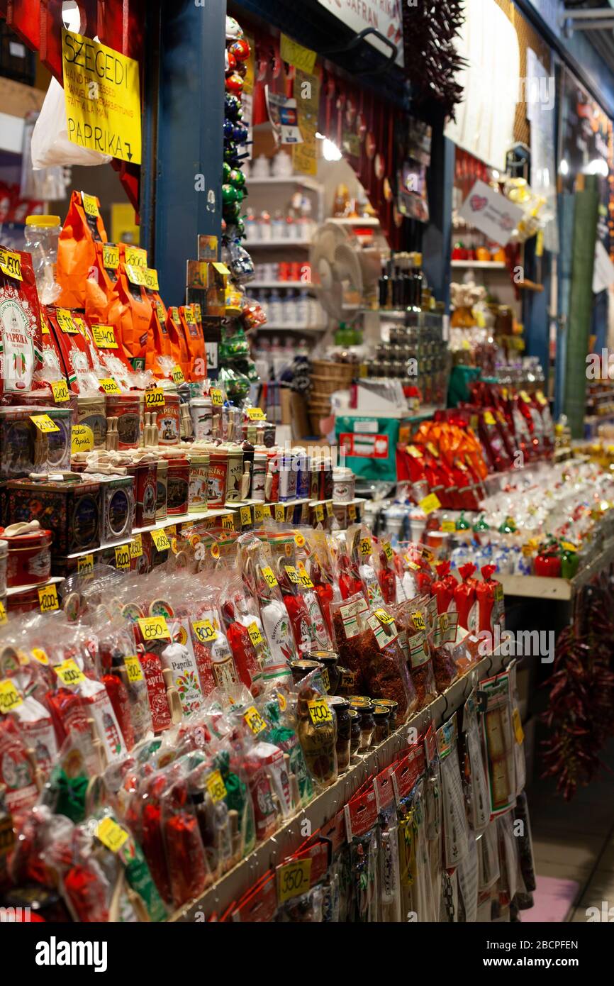 Die Central Market Hall, Budapest, Ungarn im Winter Stockfoto