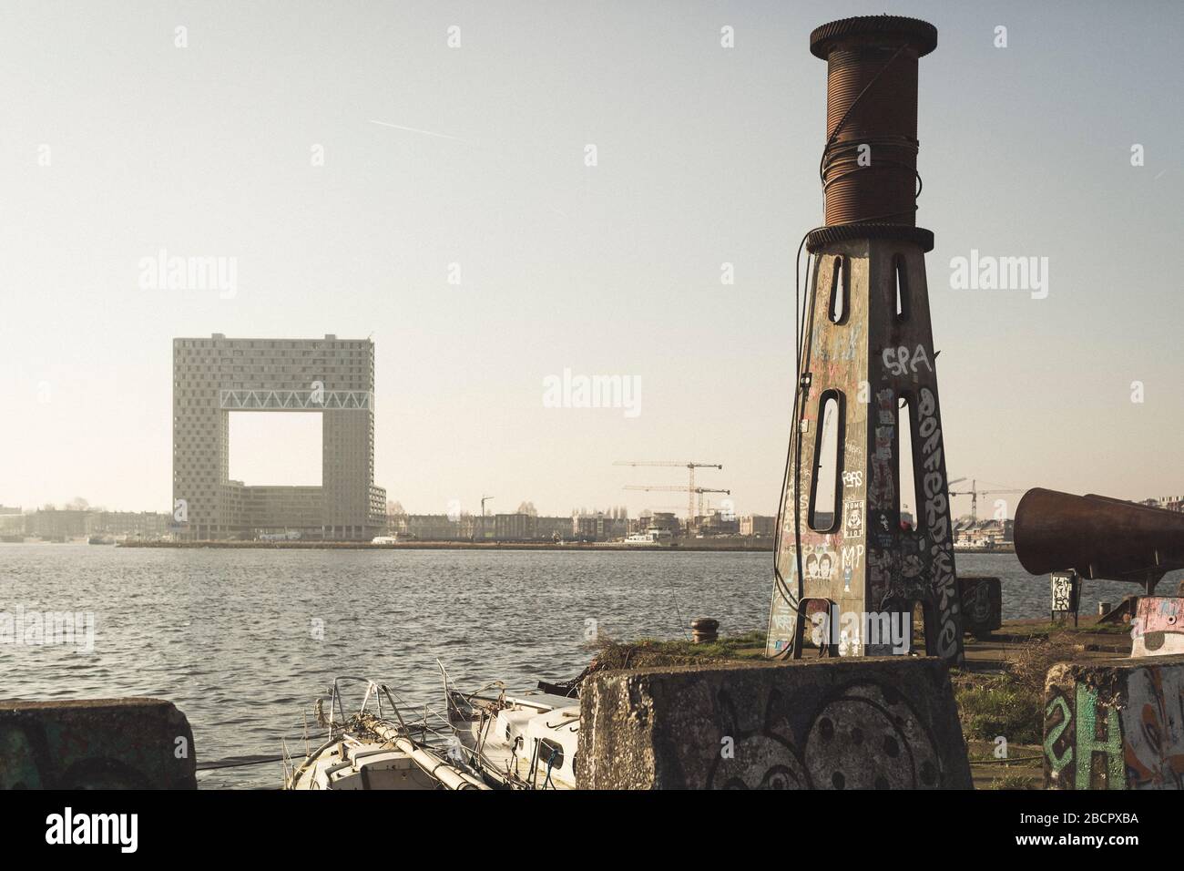 Amsterdam alte Werft Reentwicklungsgebiet und neue Architektur in der River IJ Stockfoto