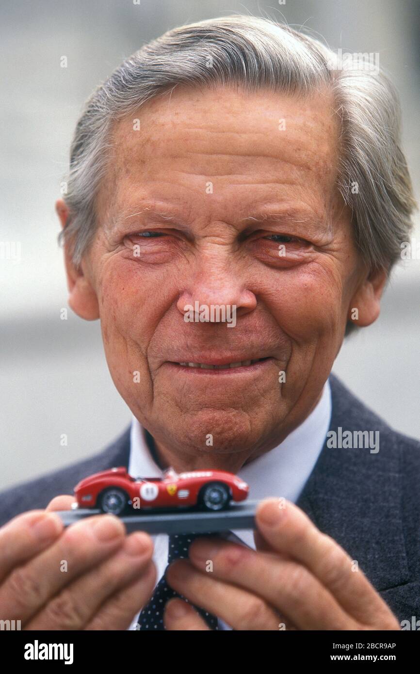 Der belgische Rennfahrer und Journalist Paul Frere in Paris 1990 Stockfoto