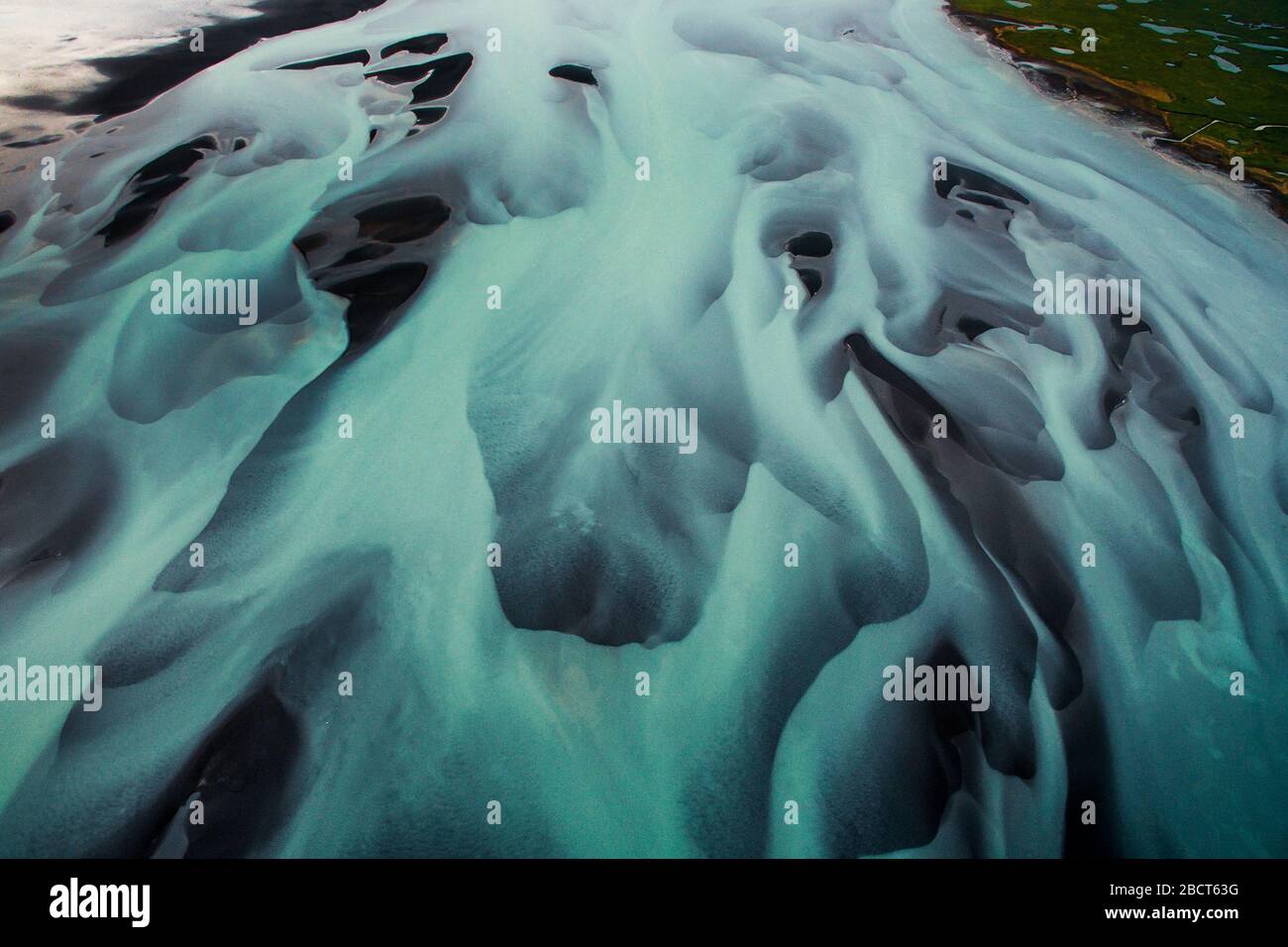 Oben, abstrakt, Luft, erstaunlich, Hintergrund, schön, blau, kalt, bunt, Delta, Drohne, europa, fliegen, Gletscherfluß, Gletscher, Gletscherfluß, global warm Stockfoto