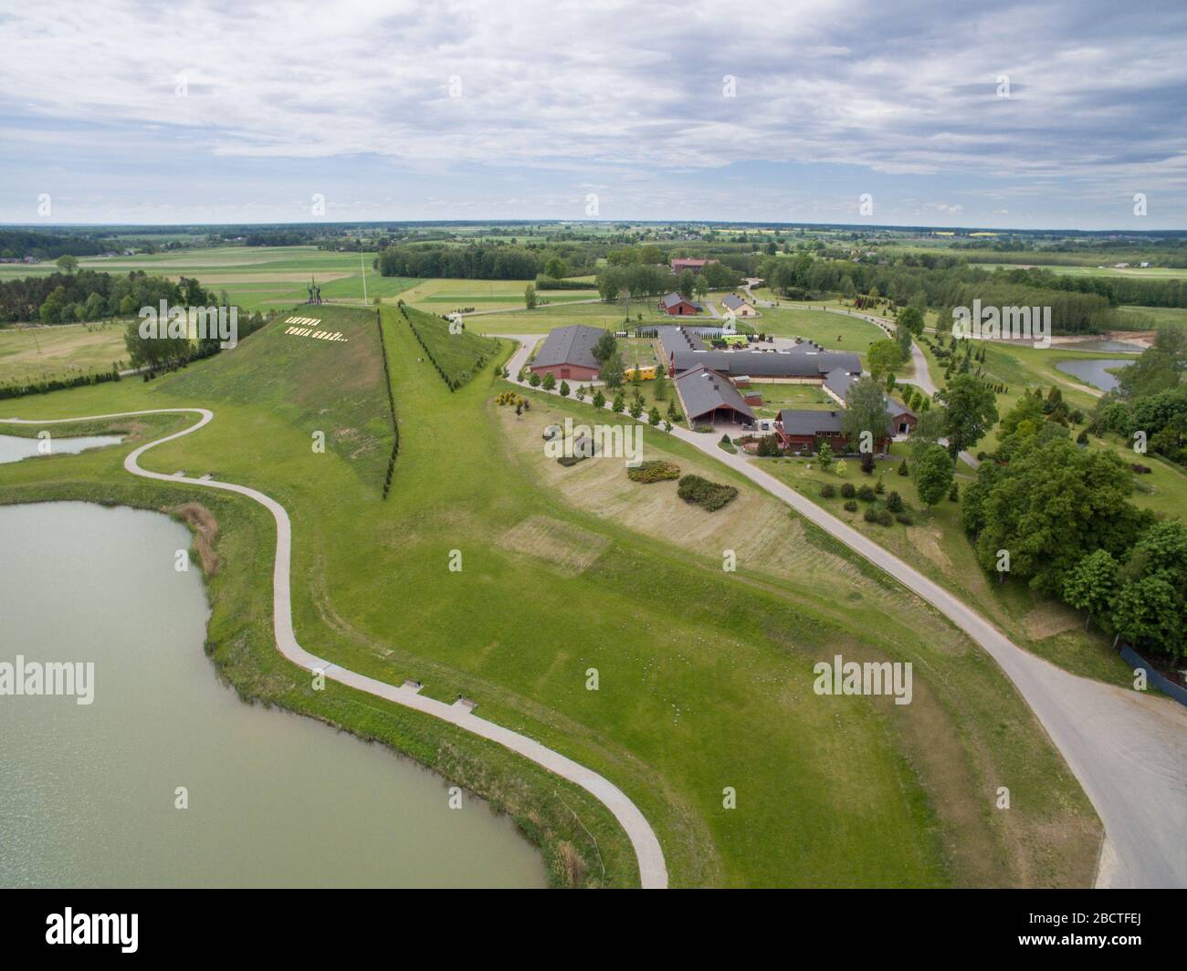 Harmony Park Luftaufnahme und Buchstaben 'Litauen ist sehr schön' Stockfoto