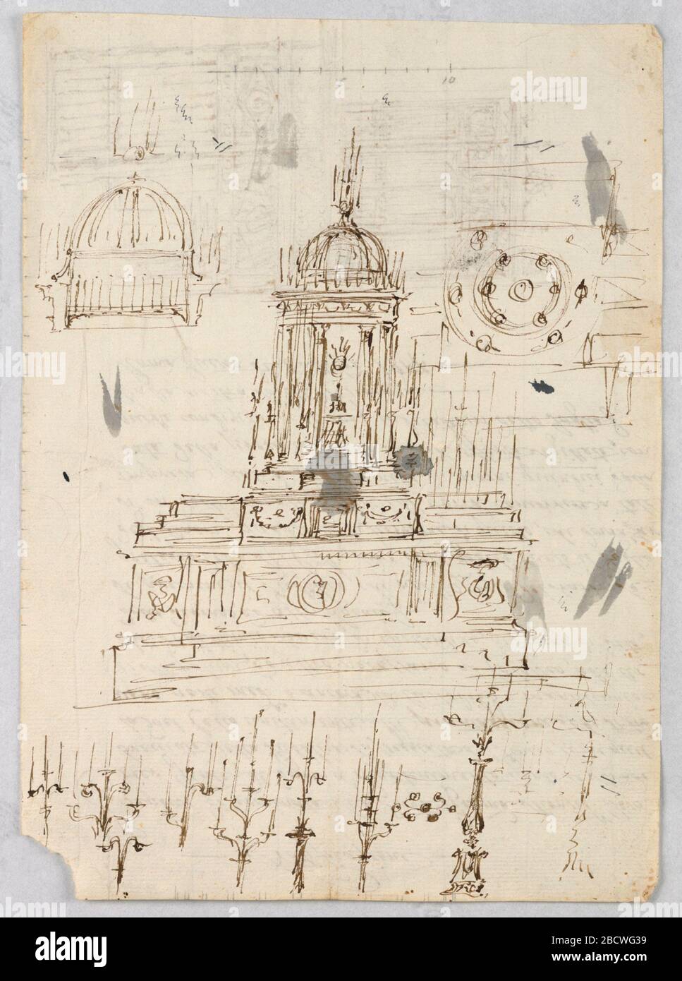 Skizzen für einen Altar. Forschung in ProgressUpon ein klassischer Pediment steht für einen tempelartigen Kuppelbau. Unterhalb einer von Säulen getragenen und mit einem Dreizack bekrönten Kuppel befindet sich eine Statue einer Gottheit. Skizzen für einen Altar Stockfoto Skizzen für einen Altar. Forschung in ProgressUpon ein klassischer Pediment steht für einen tempelartigen Kuppelbau. Unterhalb einer von Säulen getragenen und mit einem Dreizack bekrönten Kuppel befindet sich eine Statue einer Gottheit. Skizzen für einen Altar Stockfoto