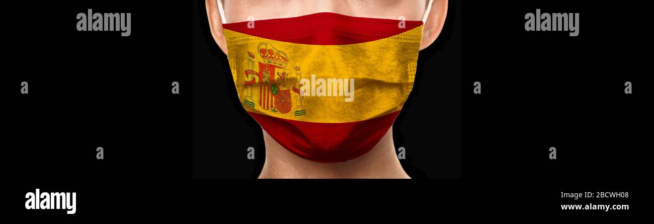 Spanien Flagge Arzt Maske Banner Hintergrund für COVID-19 Coronavirus Konzept. Isoliert auf Schwarz. Stockfoto