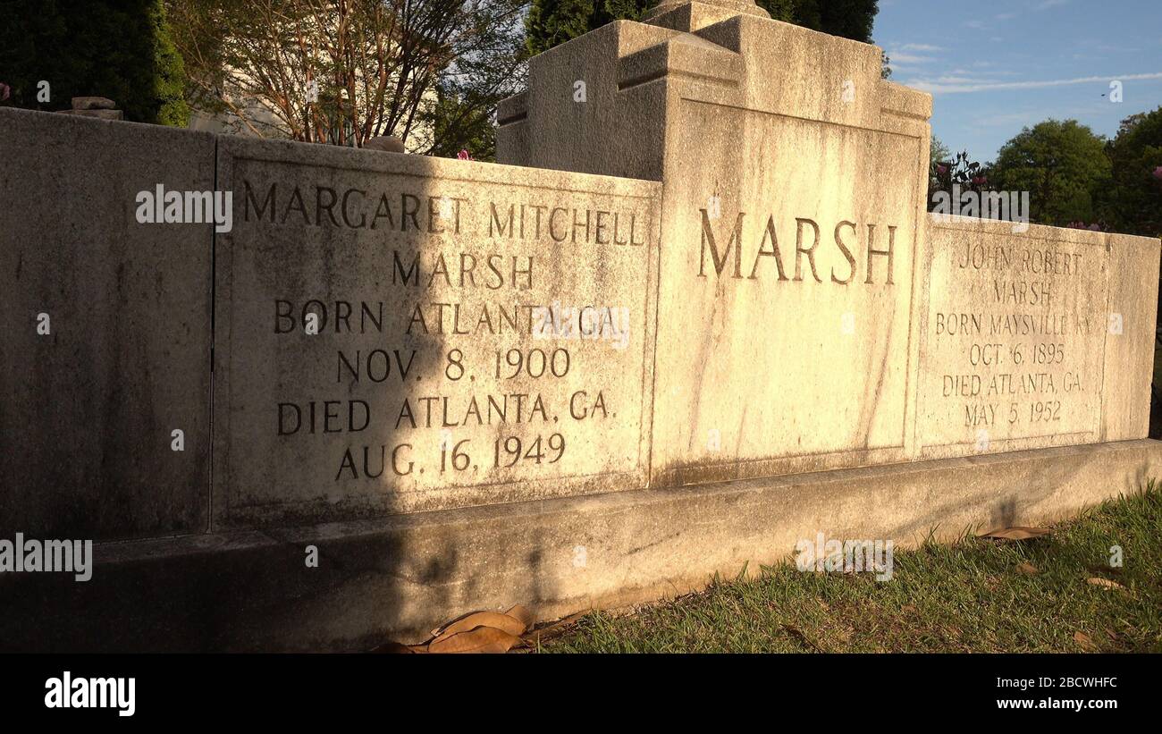 Grab der berühmten Margaret Mitchell - Autorin von Gone with the Wind auf dem Atlanta Friedhof - ATLANTA, USA - 20. APRIL 2016 Stockfoto