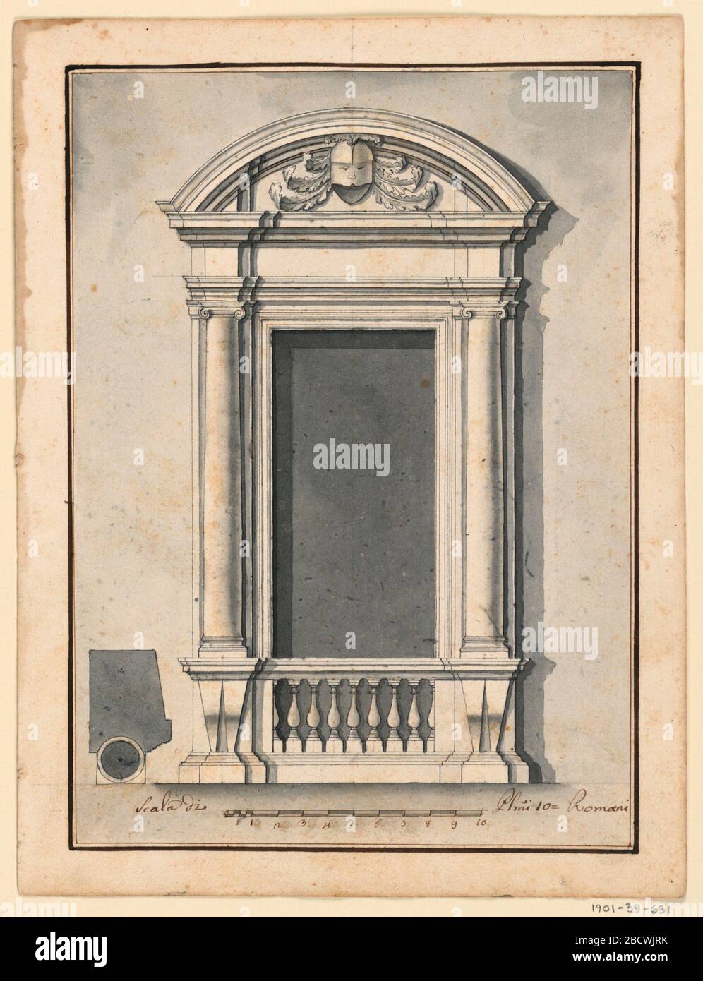 Design für einen Fensterrahmen. Die Forschung in der ProgressA-Balustrade befindet sich unter der Fensteröffnung. Sie wird von Sockeln flankiert, die Pilasterstreifen und eingelassene Säulen stützen. Oben sind eine Gebälk und ein Rundpediment mit Helm, mit Manieren im Feld. Design für einen Fensterrahmen Stockfoto