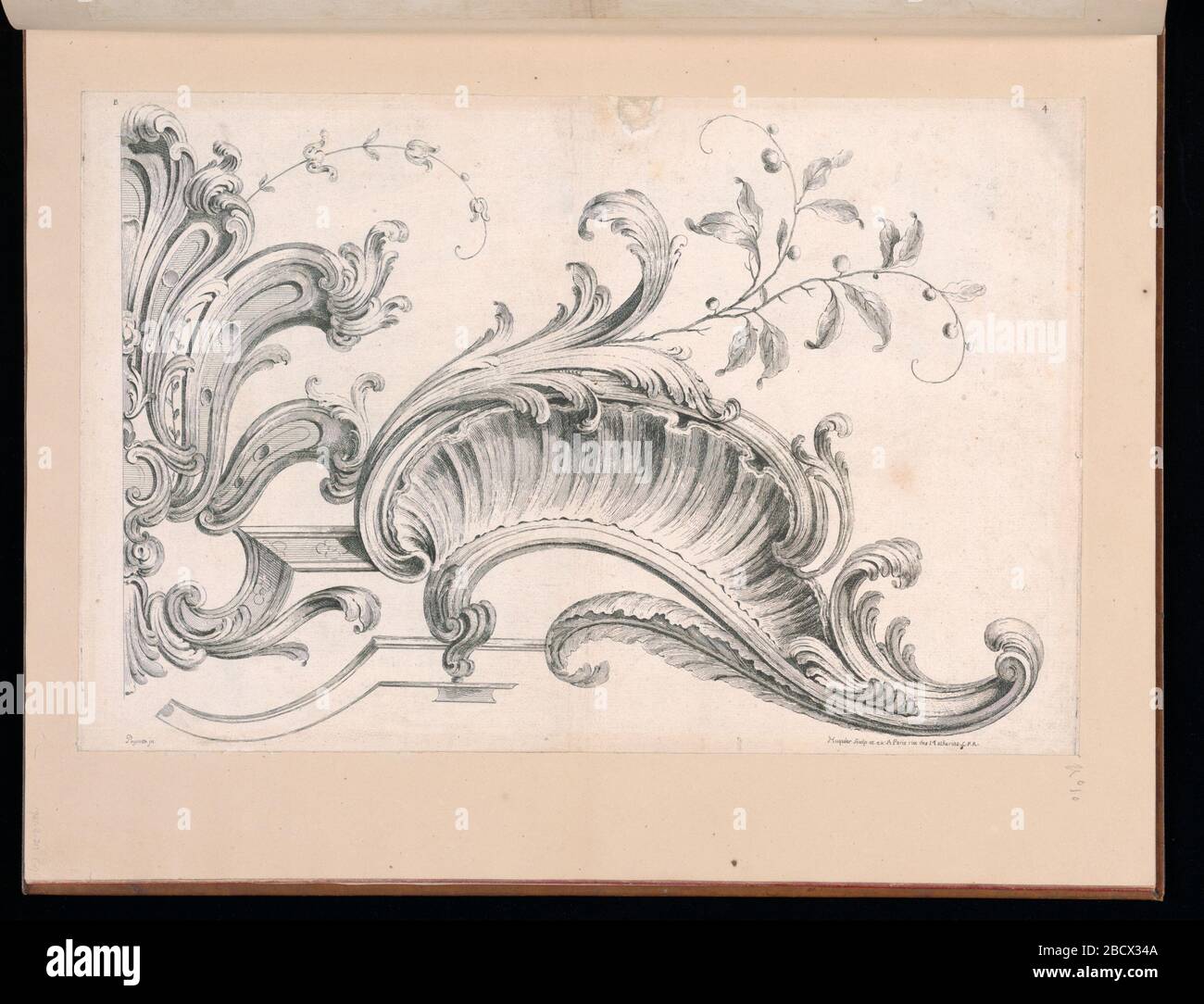 Design für Rocaille Dekorationsplatte 4 in Seconde Partie de Divers Ornements. Research in Progress Design for Rocaille Decoration Plate 4 in Seconde Partie de Divers Ornements Stockfoto