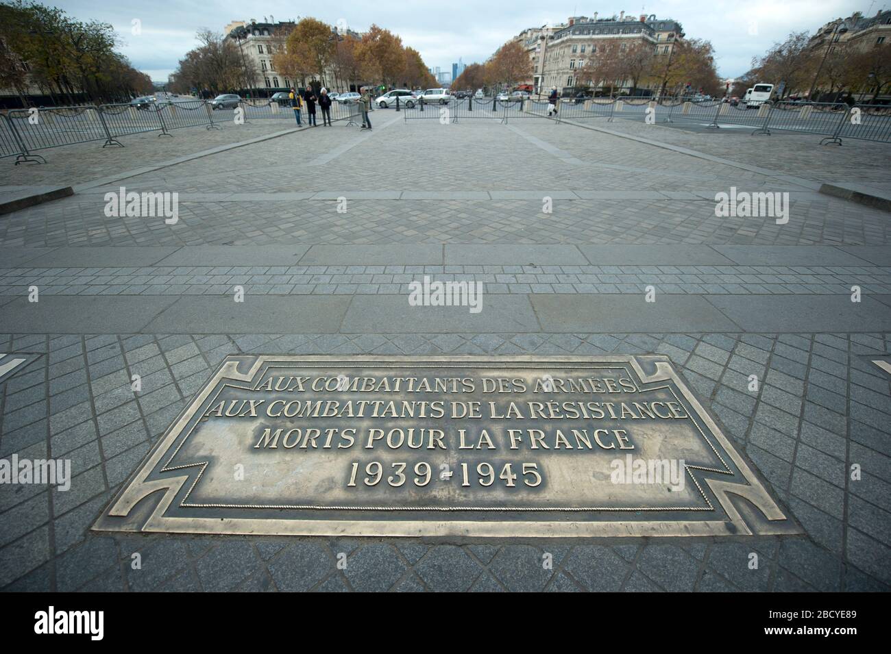 Triumphbogen-Gedenktafel für Widerstandskämpfer, die im Zweiten Weltkrieg in Paris, Frankreich, starben Stockfoto