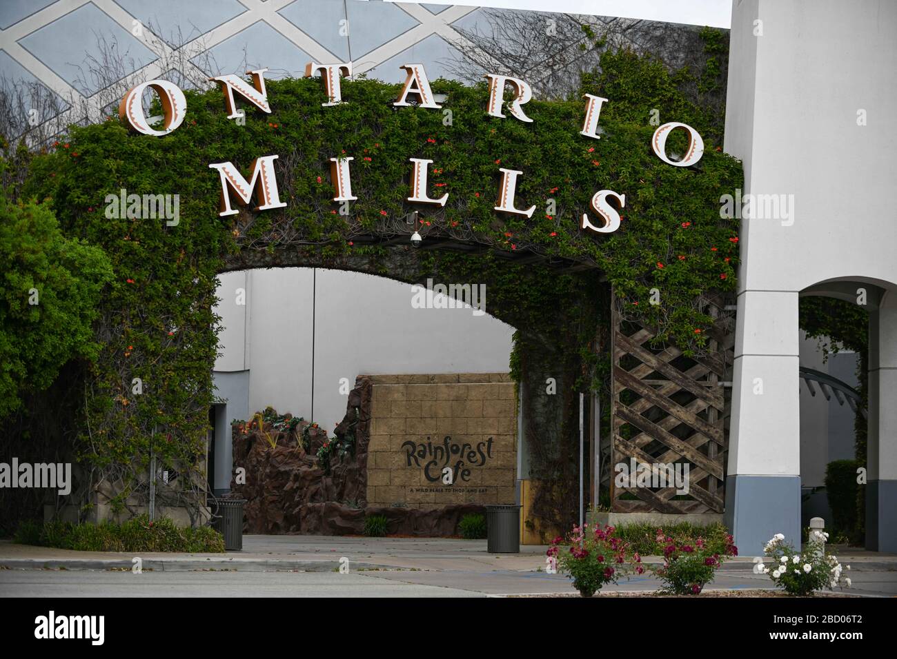 Allgemeiner Gesamtblick auf das Einkaufszentrum Ontario Mills, Samstag, 4. April 2020, in Ontario, Kalifornien, USA. (Foto von IOS/Espa-Images) Stockfoto