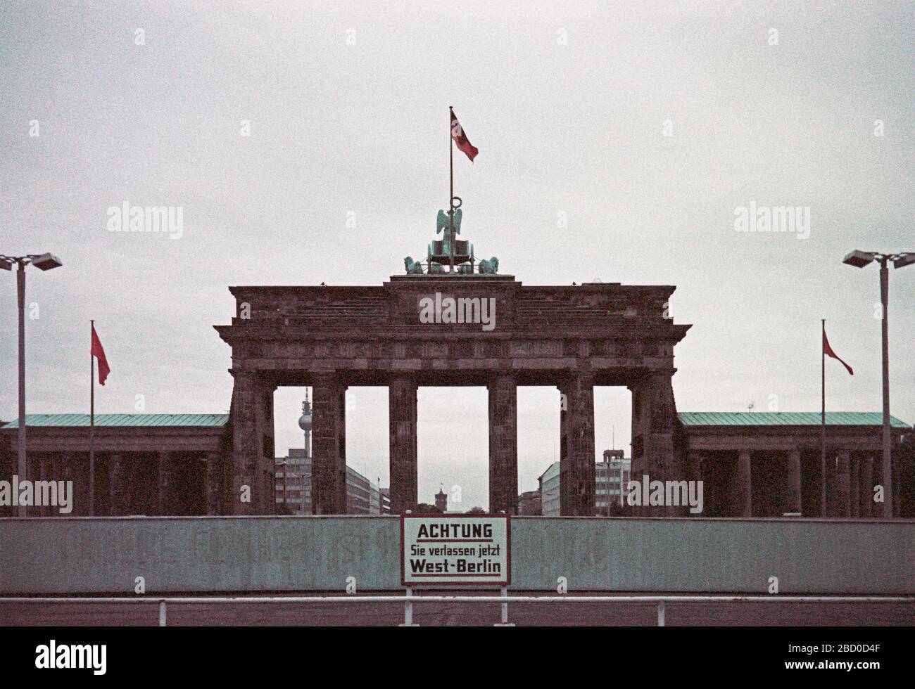 Brandenburger Tor aus West-Berlin, Oktober 1980, West-Berlin, Westdeutschland Stockfoto
