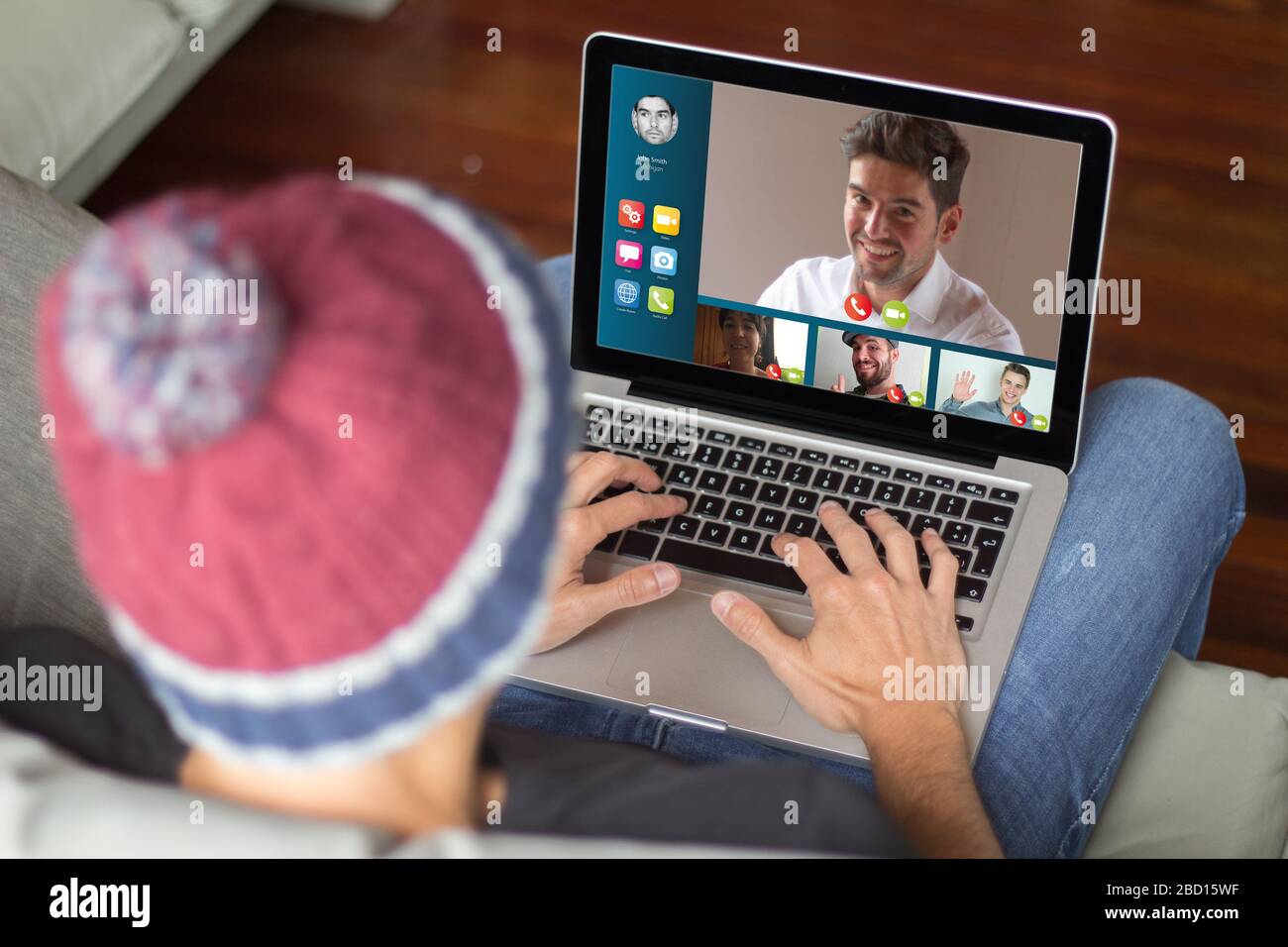 Videokonferenzkonzept. Alle Bildschirmgrafiken bestehen aus. Stockfoto