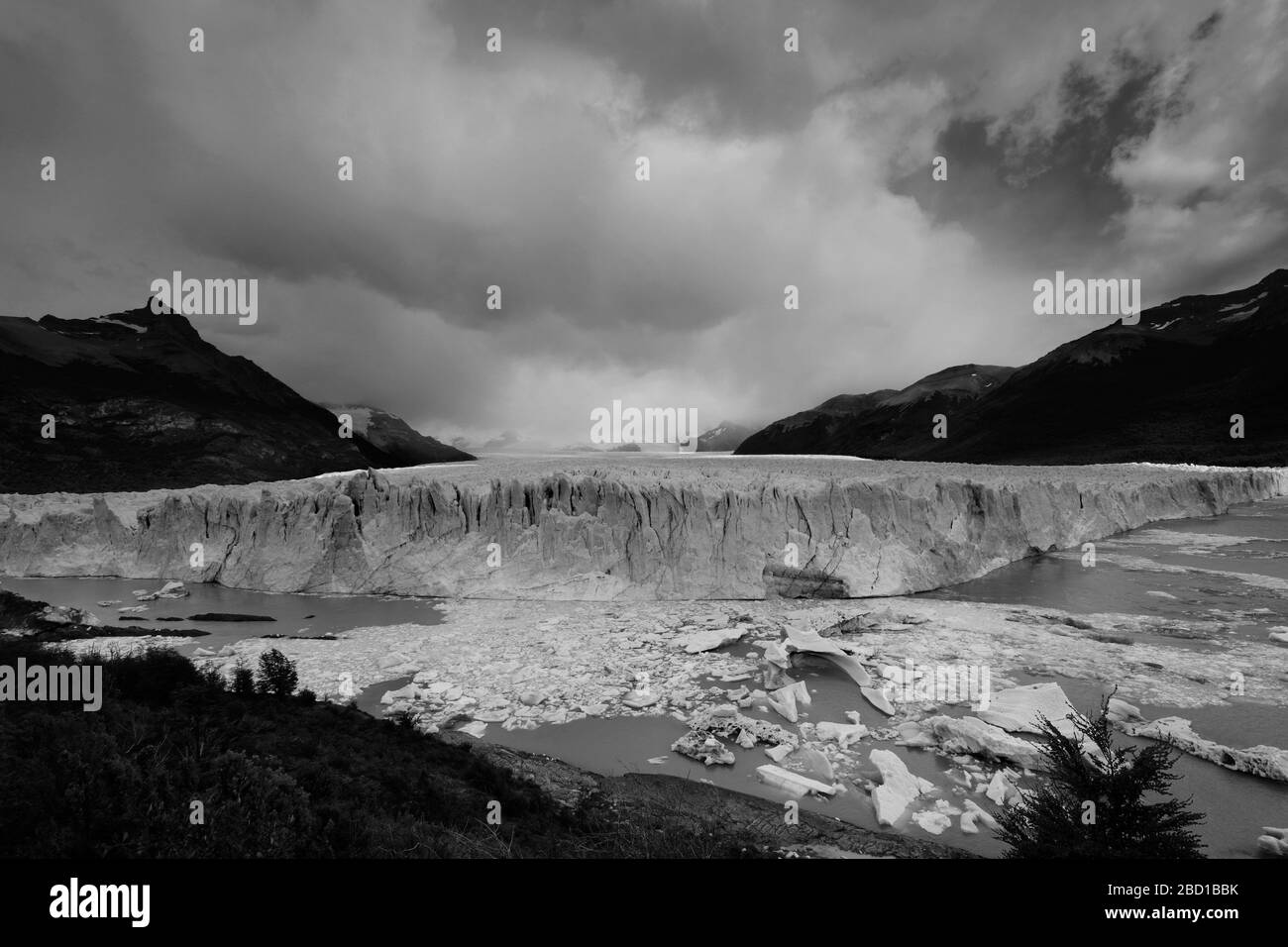 Blick auf den Perito Moreno Gletscher, den Los Glaciares Nationalpark, die Provinz Santa Cruz, Argentinien Stockfoto