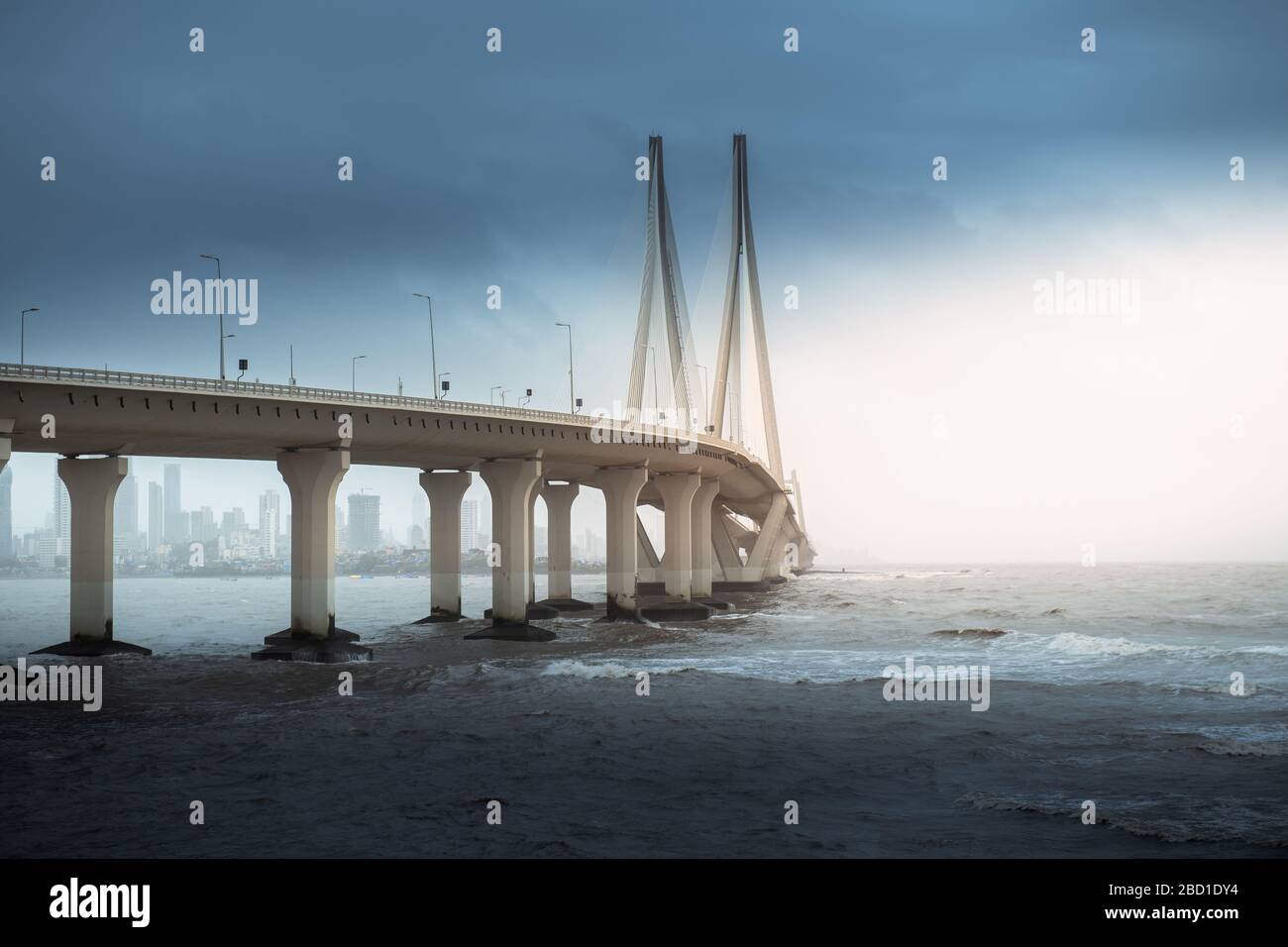 Bandra Worli Sea Link ist eine Kabelbrücke in Mumbai, Indien Stockfoto