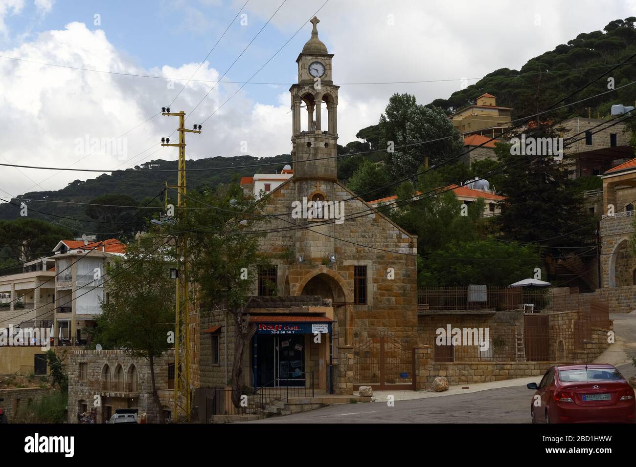 Salima, Libanon - 21. Juni 2017: Blick auf die alte Stadtkirche in Salima. Stockfoto