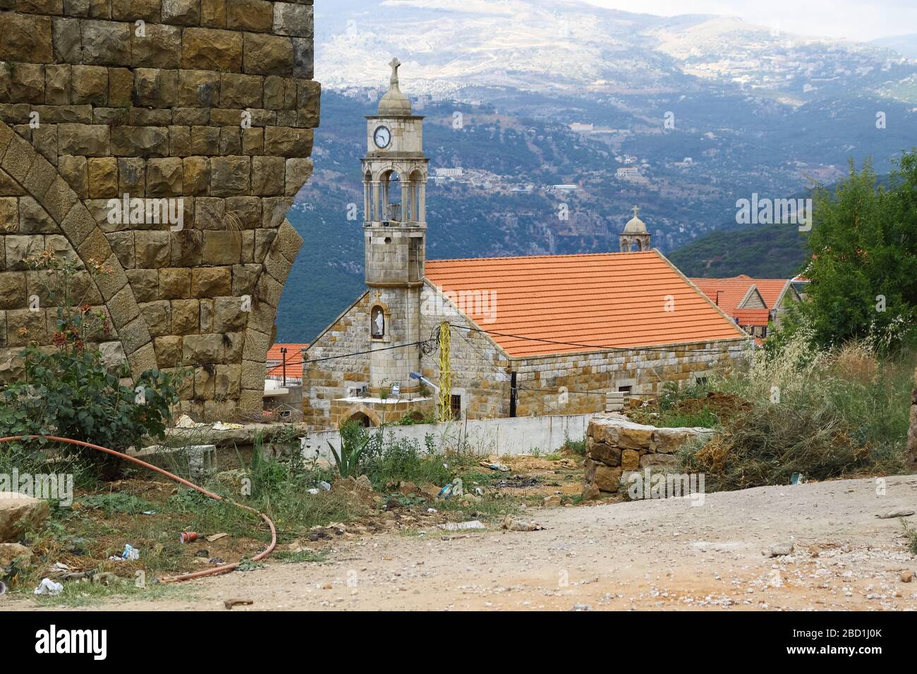 Salima, Libanon - 21. Juni 2017: Blick auf die alte Stadtkirche in Salima. Stockfoto