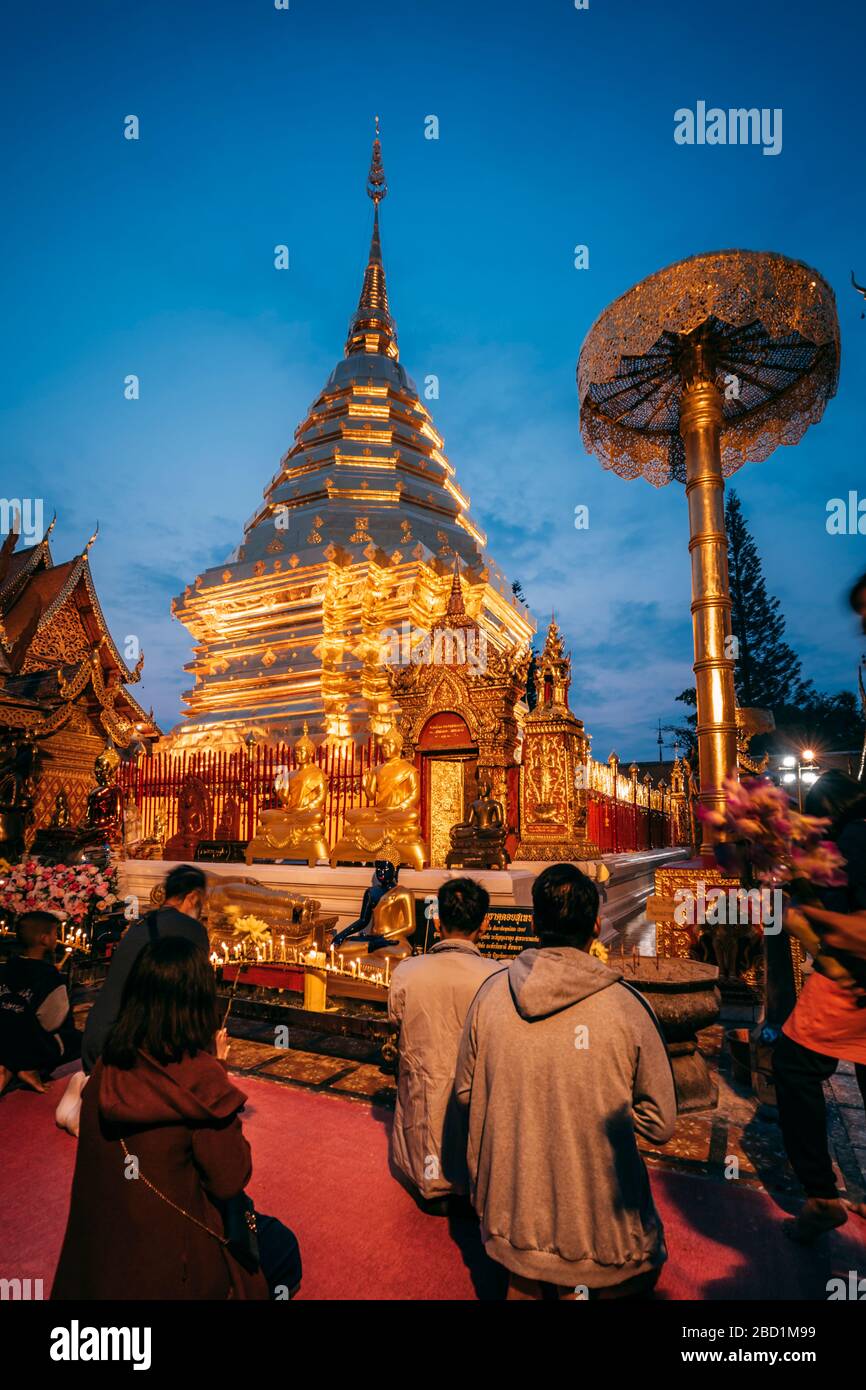 Sonnenaufgang im Wat Phra that Doi Suthep Tempel, Chiang Mai, Thailand, Südostasien, Asien Stockfoto