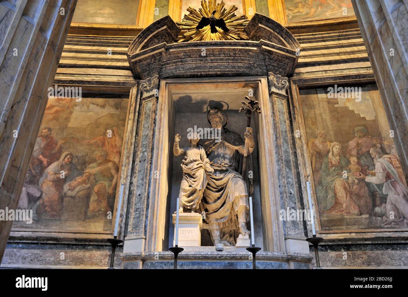 Italien, Rom, Pantheon, Cappella San Giuseppe da Terrasanta, St. Joseph mit Christus als Kind, Skulptur von Vincenzo de Rossi (16. Jahrhundert) Stockfoto