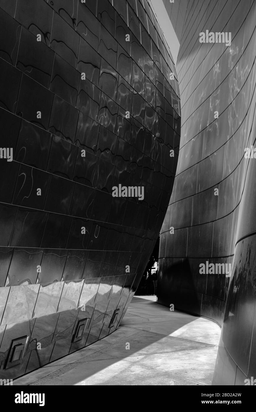 Walt Disney Concert Hall am 03/09/2019 in Los Angeles. Die Walt Disney Concert Hall (WDCH) ist die Heimat der Los Angeles Philharmonic. Die Walt Disney Concert Hall wurde vom Architekten Frank Gehry entworfen und ist ein international anerkannter architektonischer Meilenstein..Bild von Julie Edwards Stockfoto