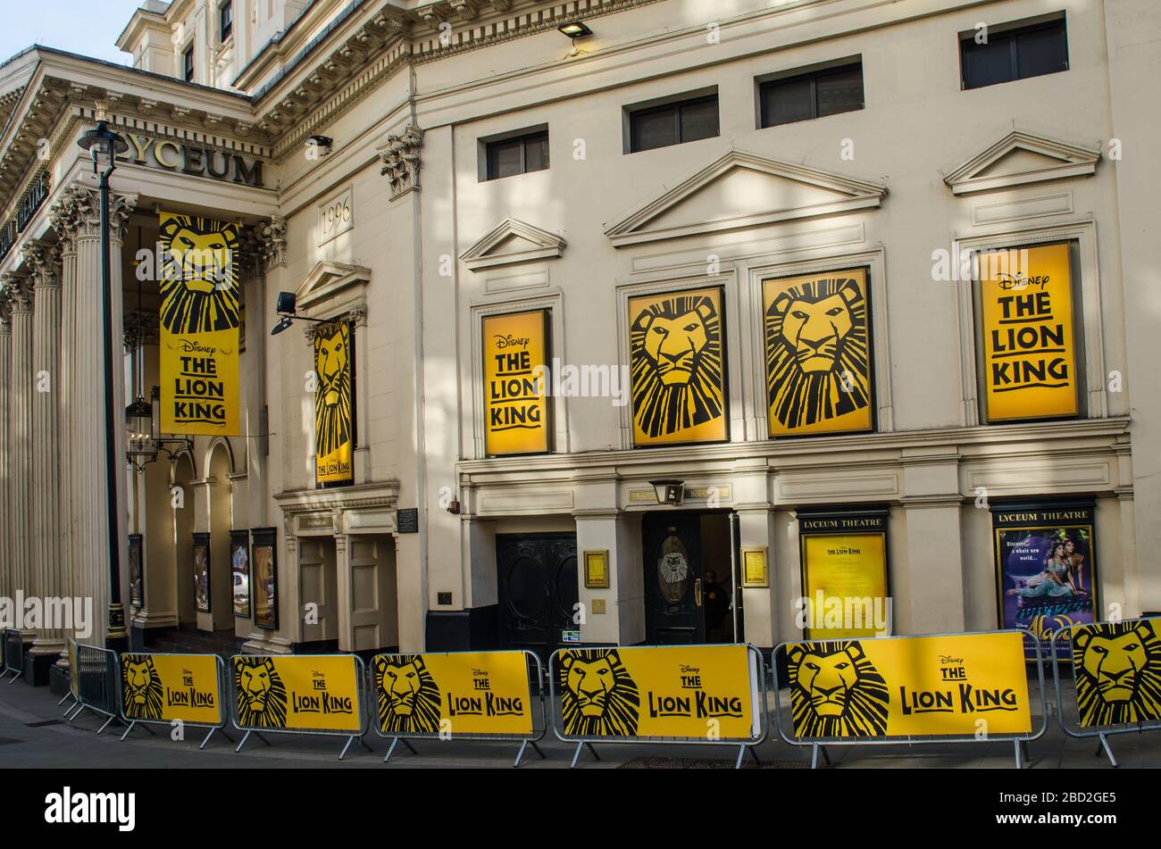 LONDON - Lyceum Theatre, die Heimat des beliebten und erfolgreichen Lion King Musicals im Londoner Stadtteil West End Stockfoto