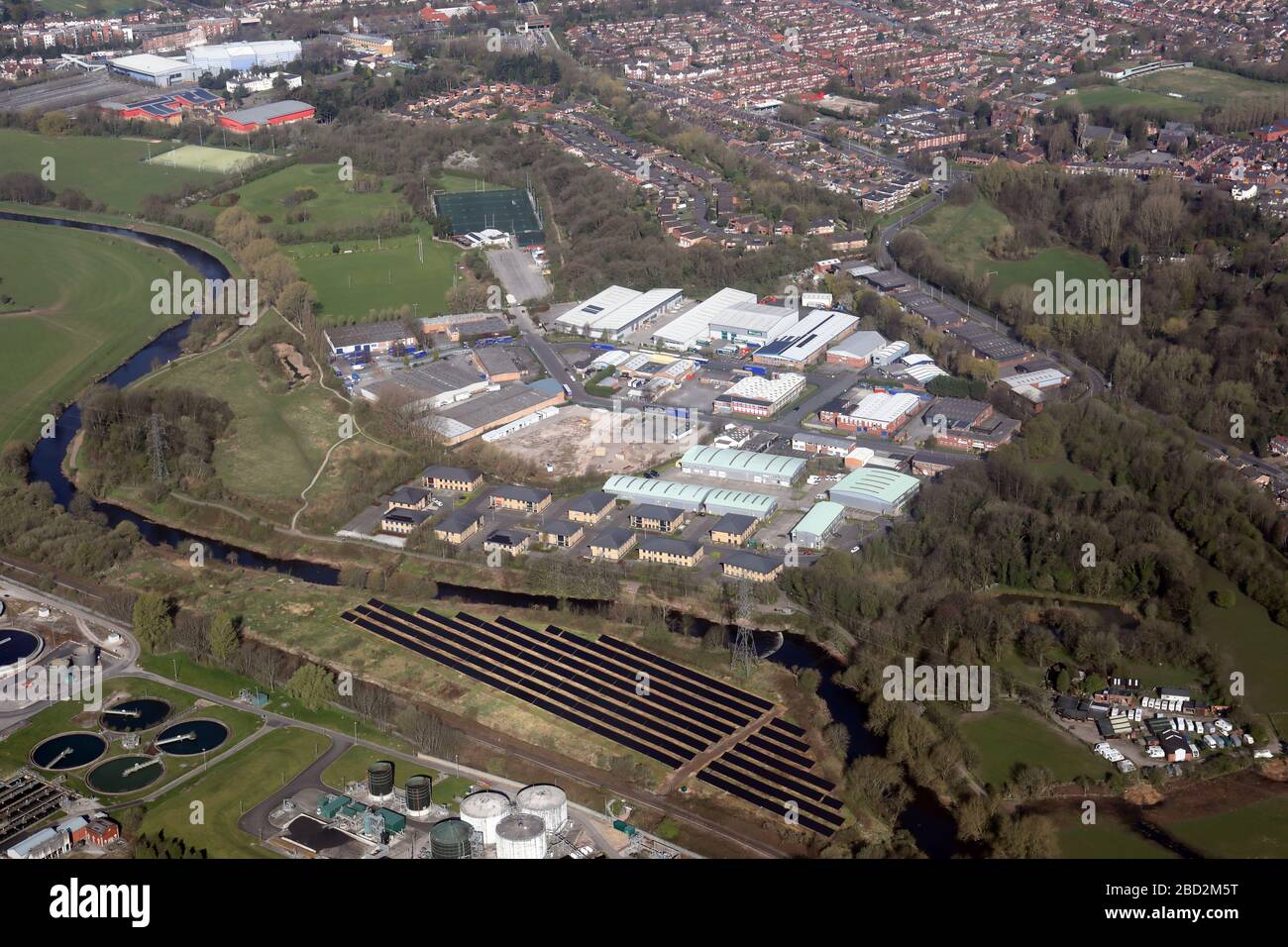 Luftaufnahme von Rugby Park und Heaton Mersey Industrial Estate, in der Nähe von Stockport, Manchester Stockfoto