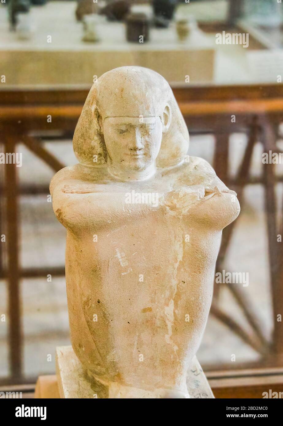 Ägypten, Mittelägypten, Museum von Mallawi, Fotos, die 2009 vor der Plünderung 2013 aufgenommen wurden. Würfelstatue. Stockfoto