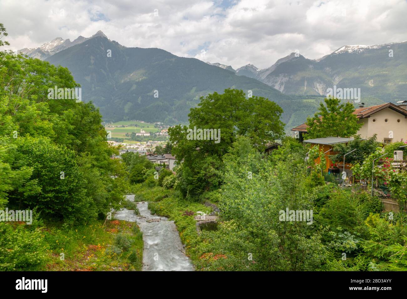 Blick auf Lahnbach und Schwaz aus Sicht über der Stadt, Schwaz, Österreich, Europa Stockfoto