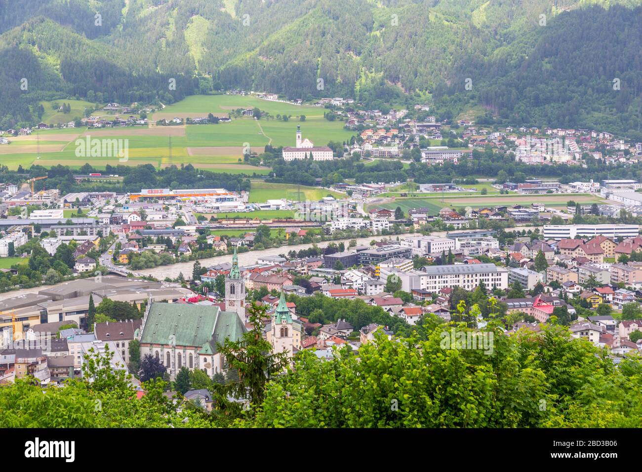 Blick auf Schwaz aus Sicht über der Stadt, Schwaz, Österreich, Europa Stockfoto