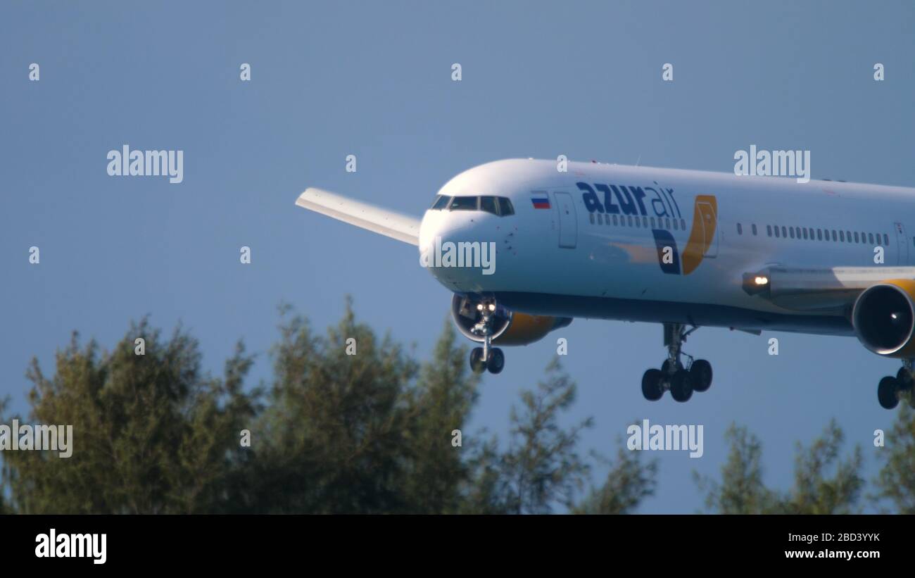 Azur Air Ukraine Boeing Landung Stockfoto
