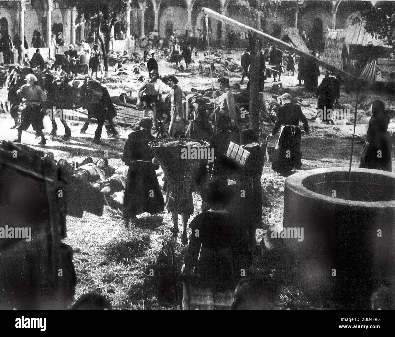 Der Lazzaretto in Mailand während der Plage, Filmszene aus dem italienischen Film "I promessi sposi" (Camerini, 1941) Stockfoto