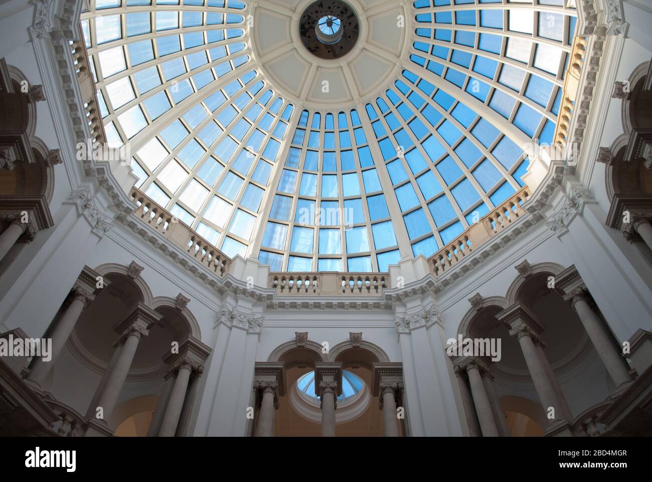 Klassische klassische Architektur Tate Britain Art Gallery, Millbank, Westminster, London SW1P 4RG von Sidney Smith und John Russell Pope Stockfoto