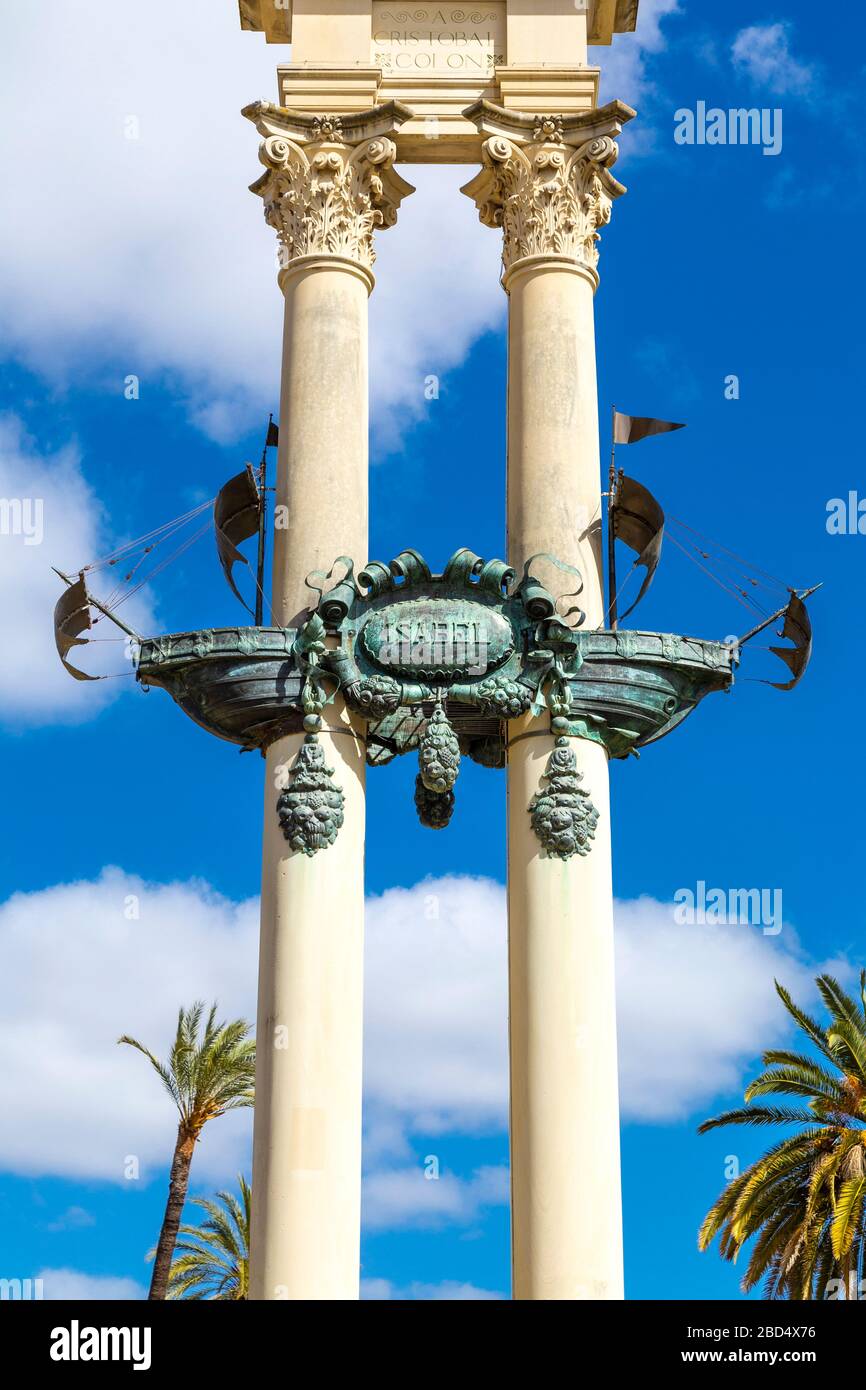 Denkmal für Christoph Kolumbus und das Schiff Isabel in Jardines de Murillo, Sevilla, Spanien Stockfoto
