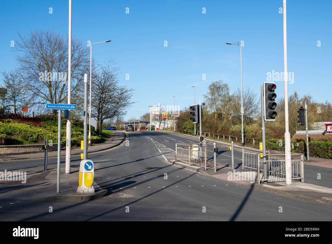 Leere Straßen in Mansfield, während der Sperrung von Covid-19, April 2020, von Mansfield Nottinghamshire England UK, erobert Stockfoto