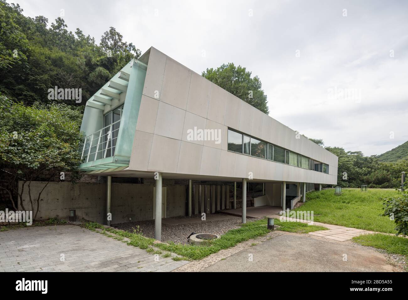 SEHEN & GESEHEN HAUS Villa von Architekt Cui Kai (China), Kommune an der Großen Mauer, Yanqing Bezirk, China Stockfoto