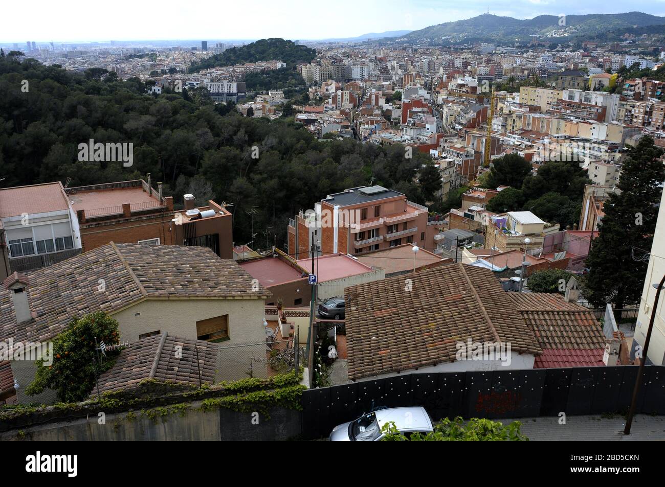 Allgemeine Ansicht der Bezirke Vallcarca Gracia und El Colli, Barcelona, Spanien. Stockfoto
