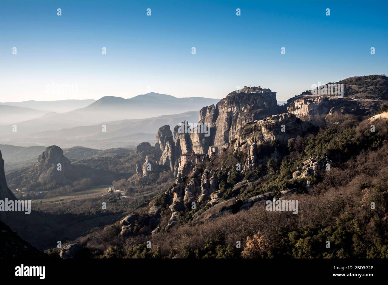 Fantastische Aussicht auf Meteora in Griechenland, dieser Ort war der Hintergrund für viele tv-Serien und Filme. Stockfoto