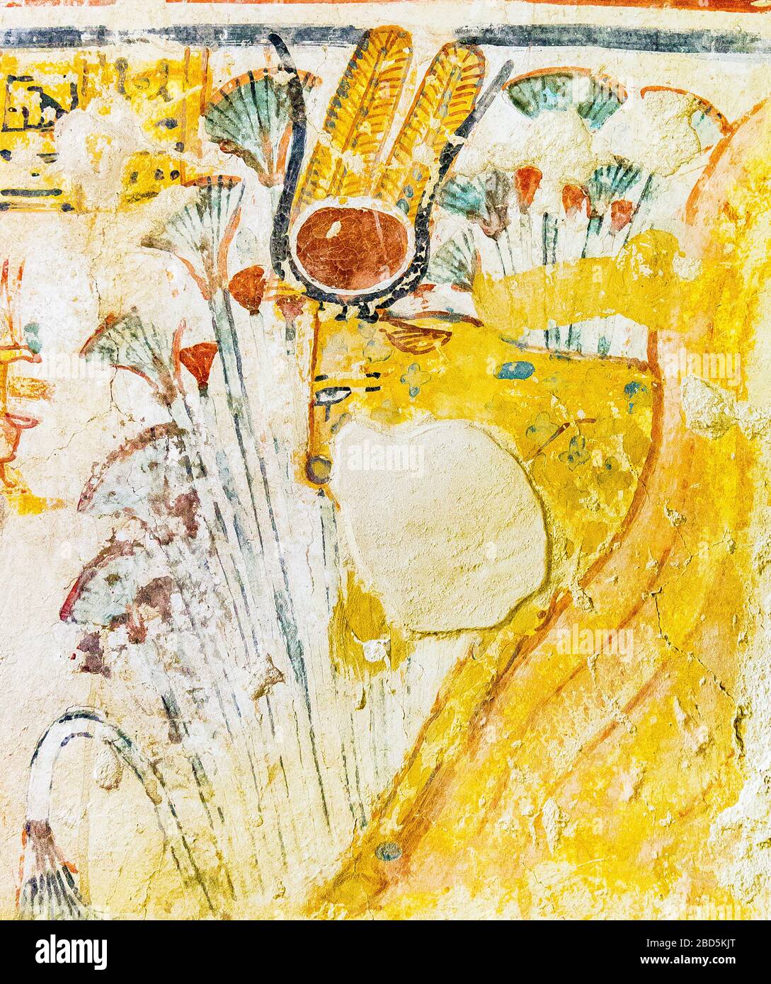 UNESCO-Weltkulturerbe, Theben in Ägypten, Tal der Adligen (Dra Abu el Naga), Grab von Shuroy. Hathor als Kuh geht aus dem Western Mountain. Stockfoto