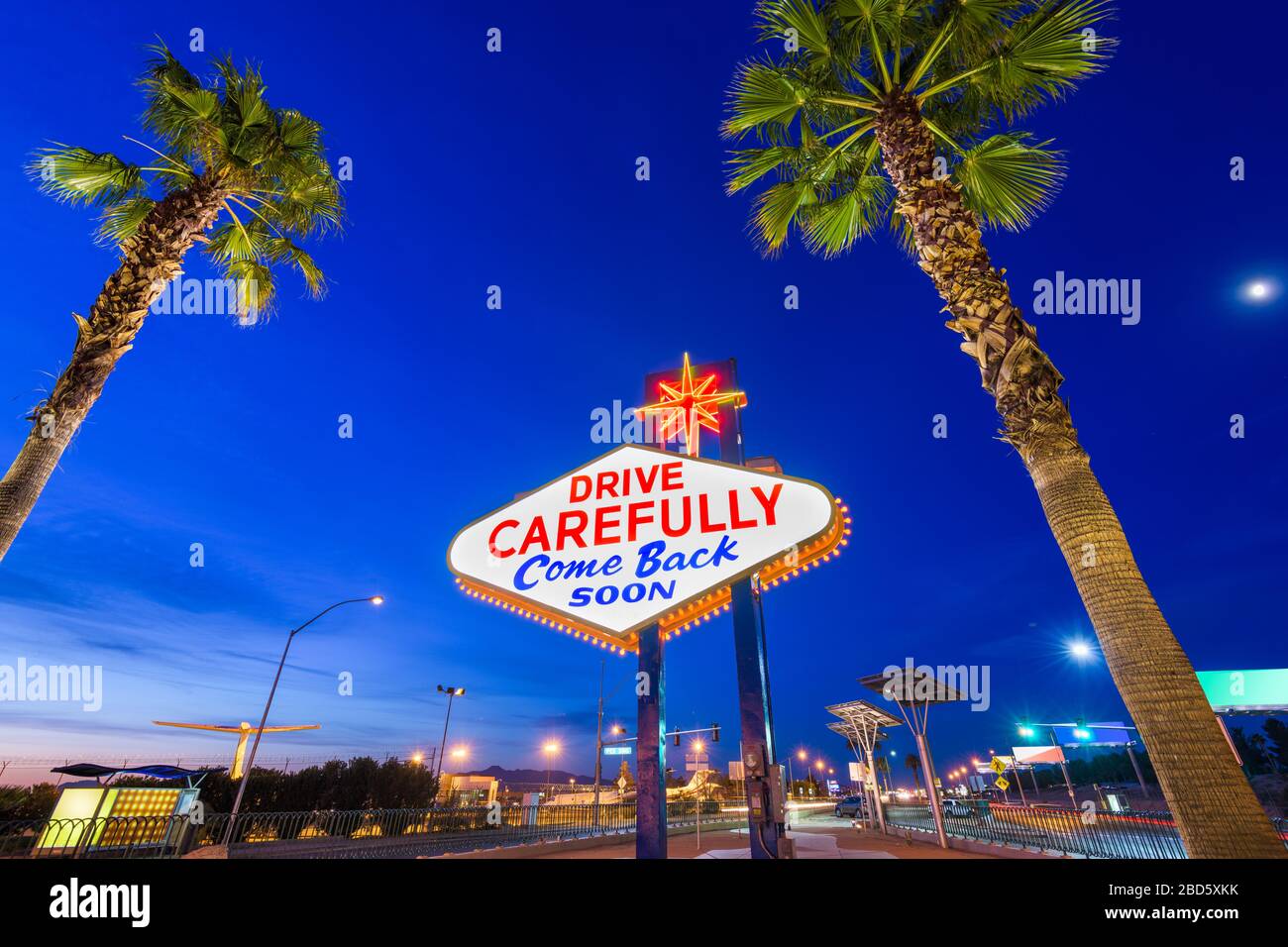 Las Vegas, Nevada, USA an der Rückseite des Willkommen in Las Vegas Schild erinnern Sie vorsichtig zu fahren und kommen Sie bald wieder. Stockfoto